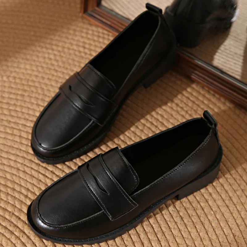 Damen Elegante und bequeme Mokassins mit modischem Riemen