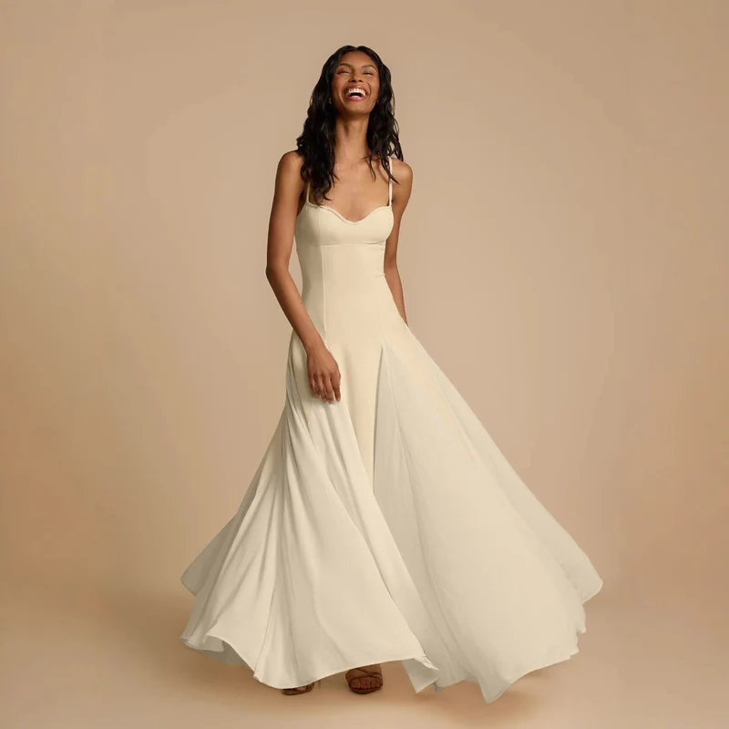 Damen Elegantes Abendkleid mit asymmetrischem Saum und feinen Rüschen