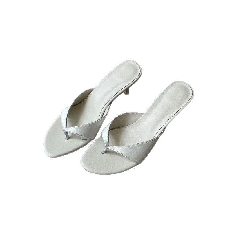 Damen elegante Zehentrenner mit feinem Absatz