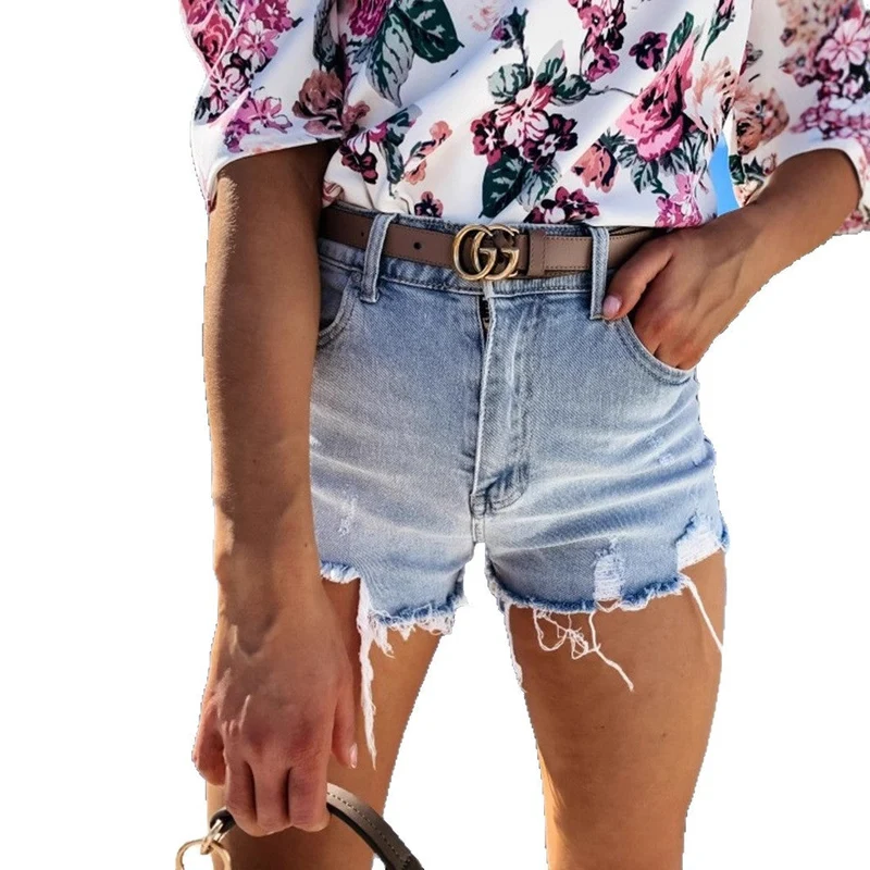Damen Denim-Shorts mit fransigen Säumen Nord Taschen