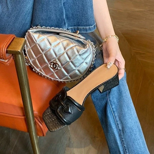 Damen Mules mit modischem geflochtenem Design und komfortablen Absatz Nord Taschen