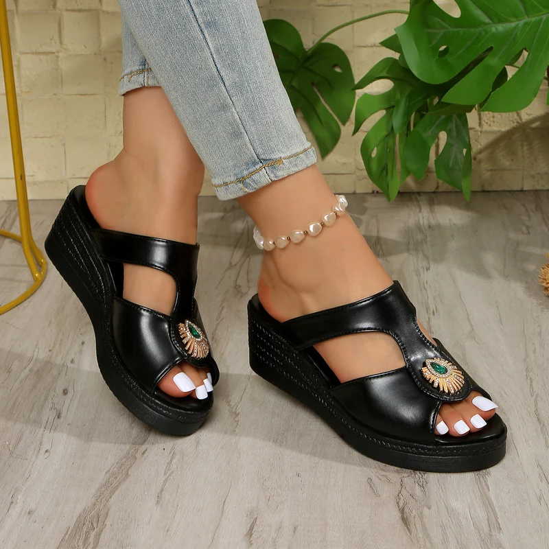 Damen Wedge-Pantoletten mit eleganter Applikation und bequemem Fußbett Nord Taschen