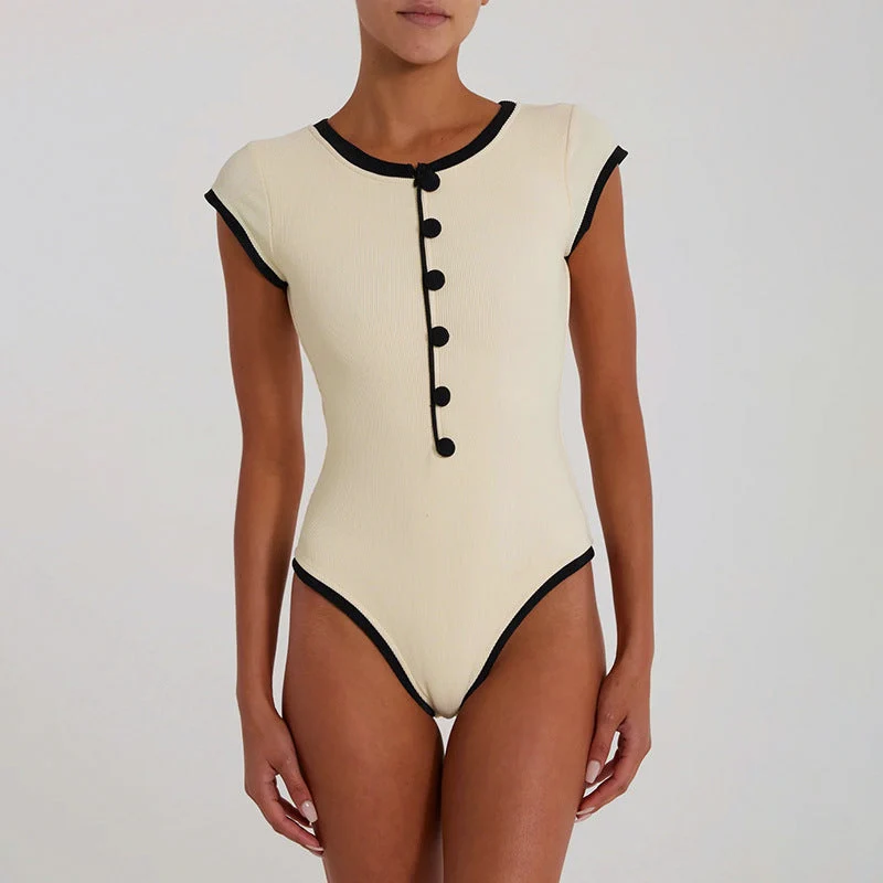 Damen Badeanzug mit Knopfdetail und elegantem Schnitt