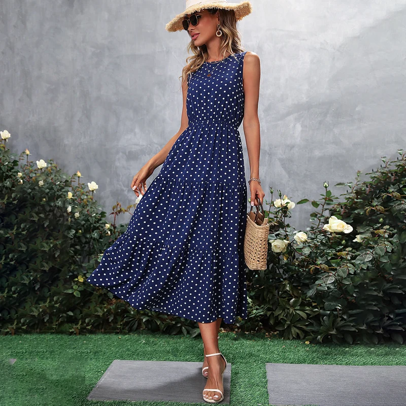 Damen Maxikleid mit Punkten und voluminösem Saum Nord Taschen