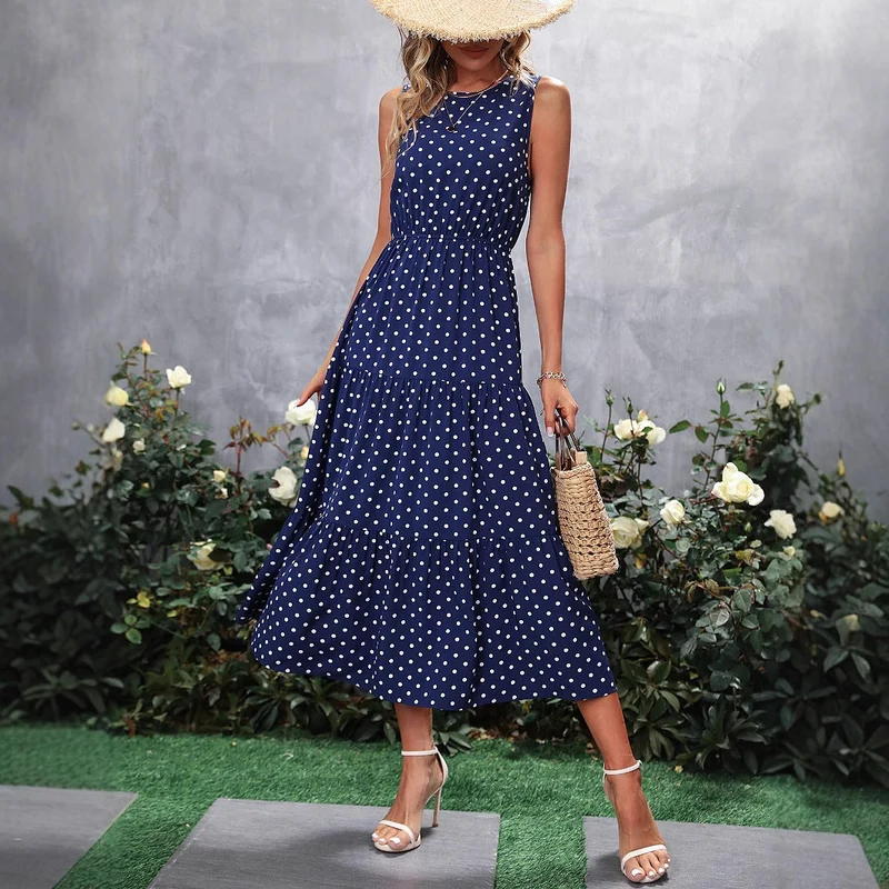 Damen Maxikleid mit Punkten und voluminösem Saum Nord Taschen