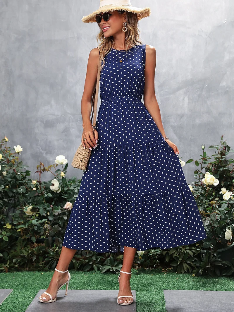 Damen Maxikleid mit Punkten und voluminösem Saum Nord Taschen