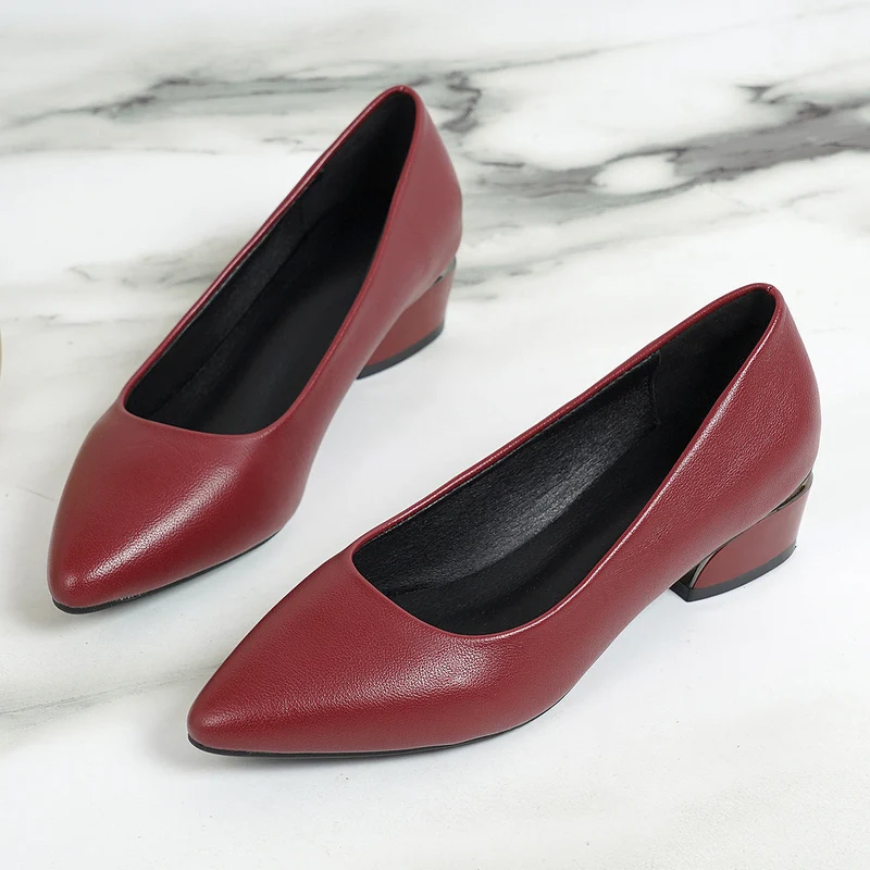 Damen elegante spitze Pumps mit komfortablem Blockabsatz Nord Taschen