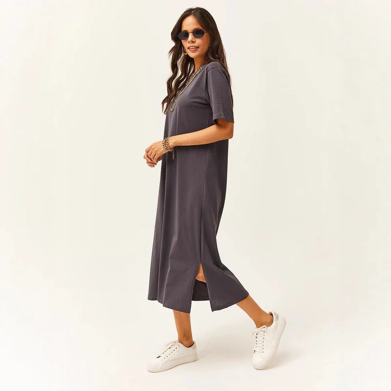 Damen schlichtes langärmliges Kleid mit seitlichen Schlitzen und komfortablem Schnitt Nord Taschen