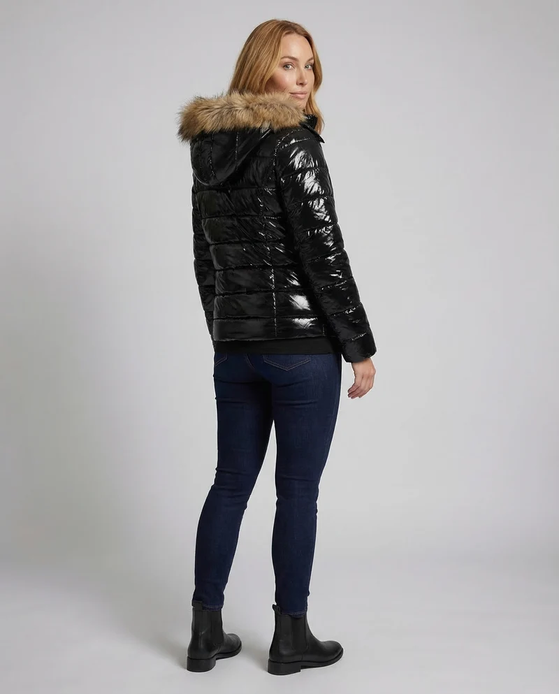 Damen Polyester Winterjacke mit Pelzkragen & Stilvoll | Nord Taschen