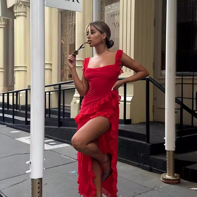 Damen Maxikleid mit originellem Rüschendetail und eleganter Taillierung