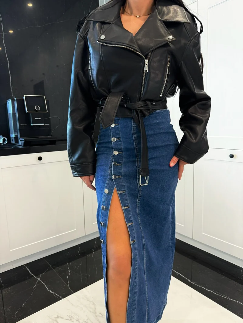 Damen Midi-Rock mit seitlichem Schlitz und Knopfdetail