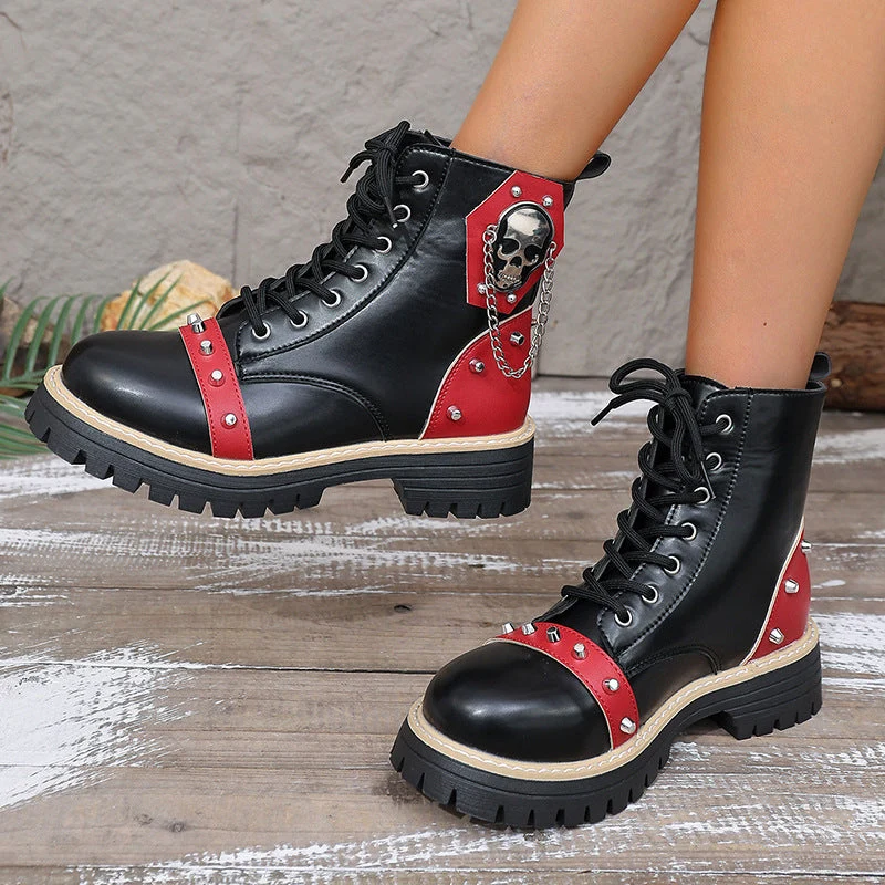Damen modische Schnürstiefel mit dekorativen Nieten und Kettenanhänger