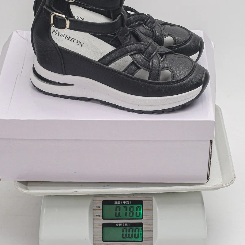Damen Wedge-Sandalen mit modischem Riemendesign und komfortabler Plateau-Sohle