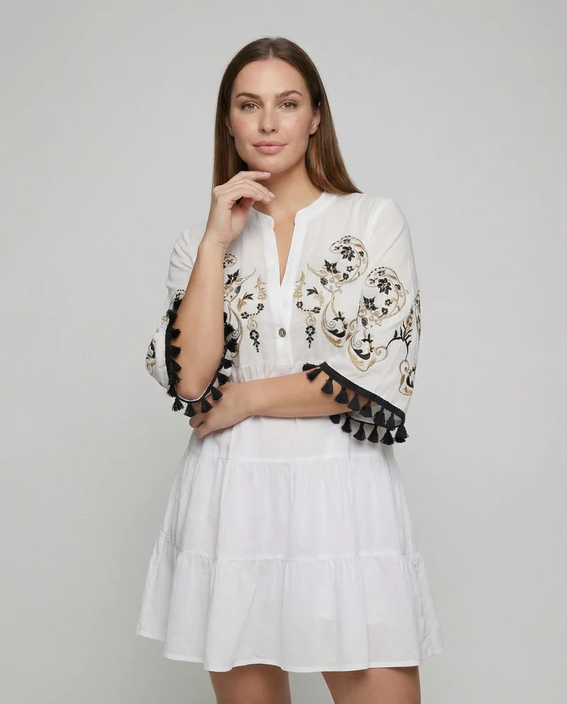 Damen nan kurz geschnittenes Tunika-Kleid mit orientalischer Stickerei, Glockenärmeln und Quastenbesatz