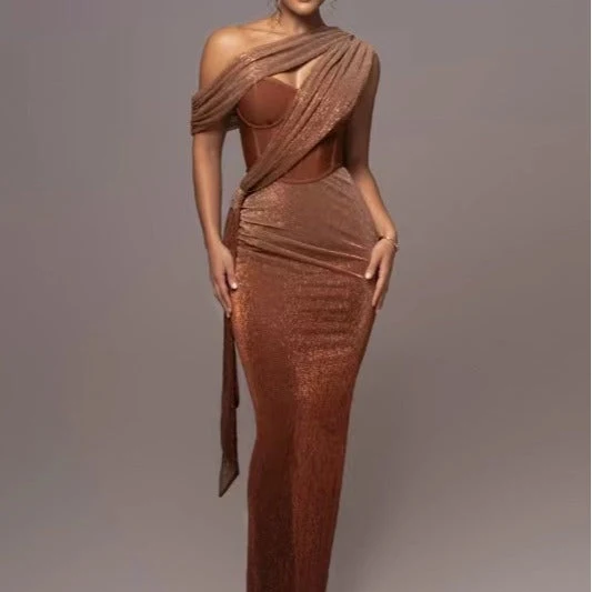 Damen Glamouröses Maxi-Abendkleid mit asymmetrischem Ausschnitt und schimmerndem Drapierungsdesign Nord Taschen