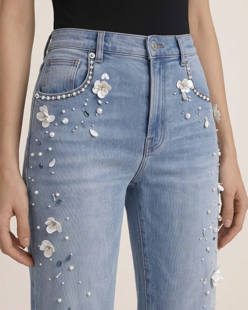 Himmlische Perlen-Blütenblatt Straight Jeans - Hellblau