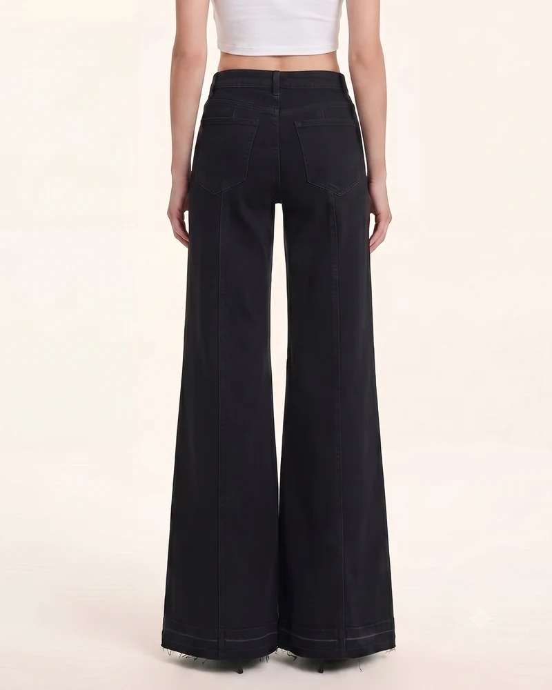 Rebellische Pink Ribbon Jeans mit Schlitz und Fransen - Schwarz