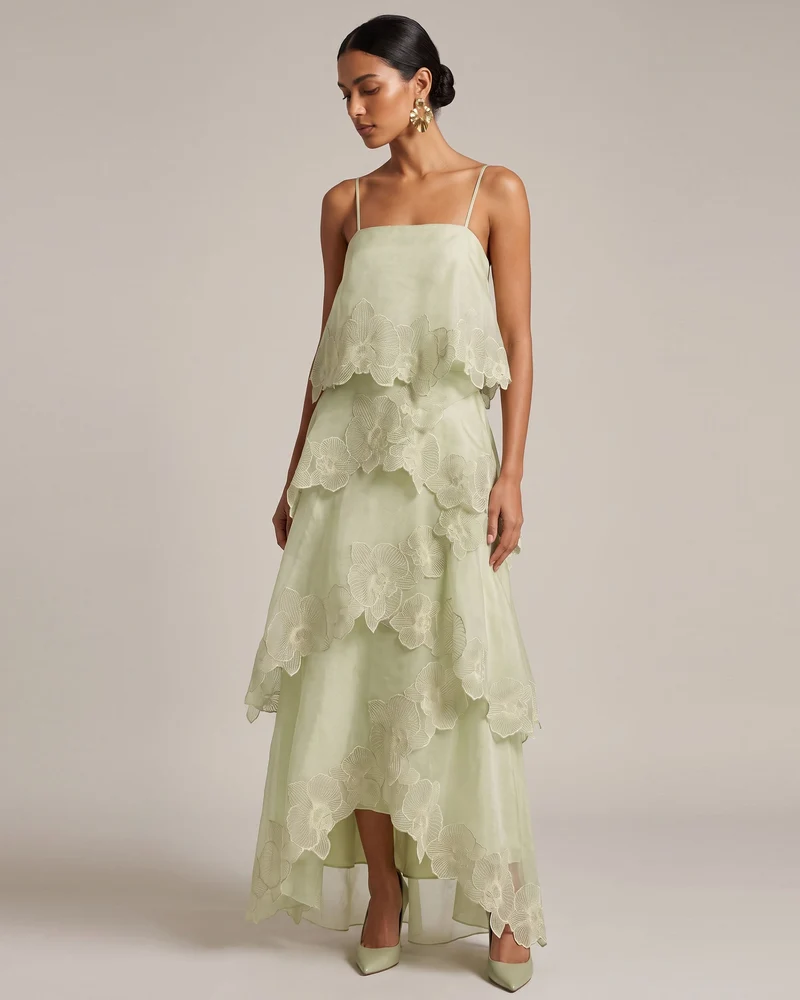 Mehrlagiges Maxikleid mit Orchideenstickerei - Hellgrün