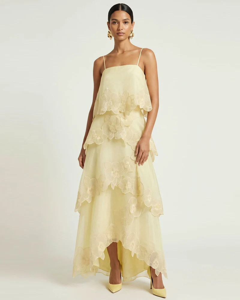 Mehrlagiges Maxikleid mit Orchideenstickerei - Hellgelb