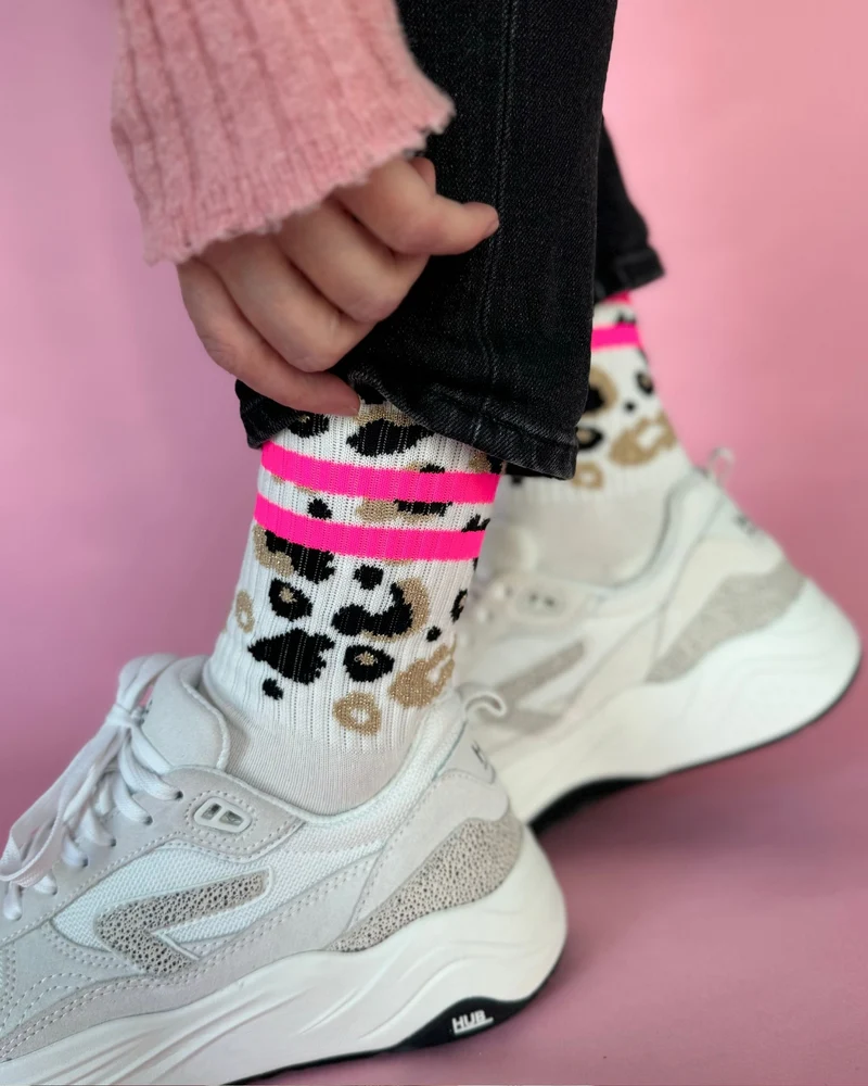 Ooley Leo allover - Neon pink