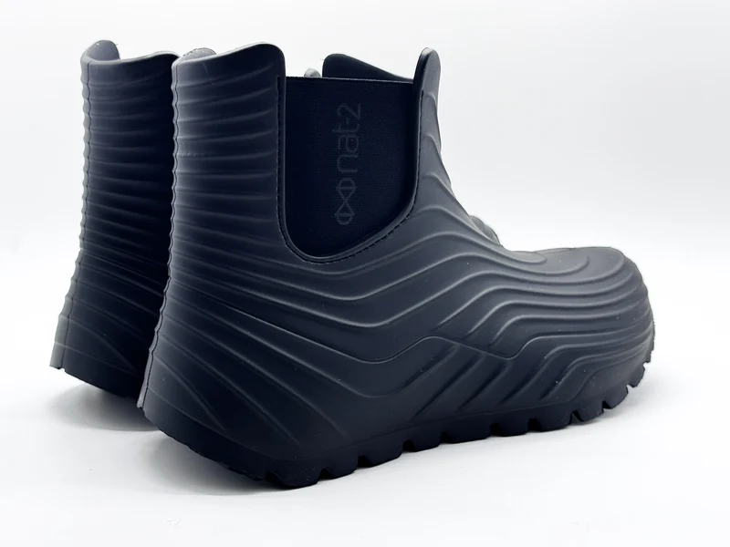 nat-2™ Eco SpaceRunner Boots black Sneaker with Rainboot Function