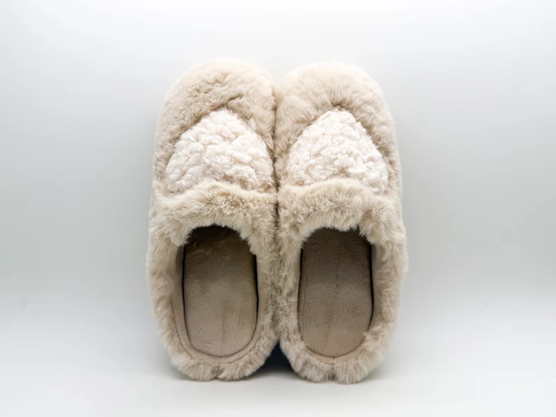 thies 1856 ® Rec Teddy Heart Slipper vegan off white