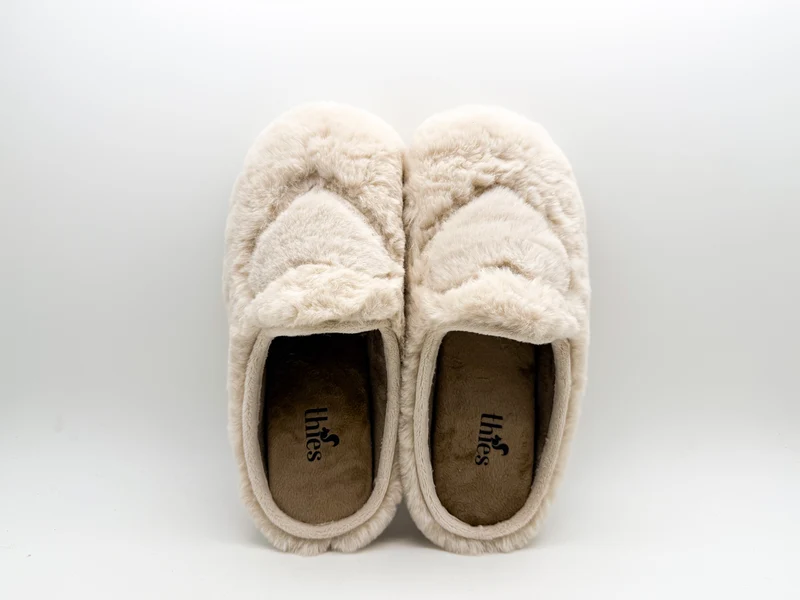 thies 1856 ® Rec Fluffy Heart Slipper vegan beige