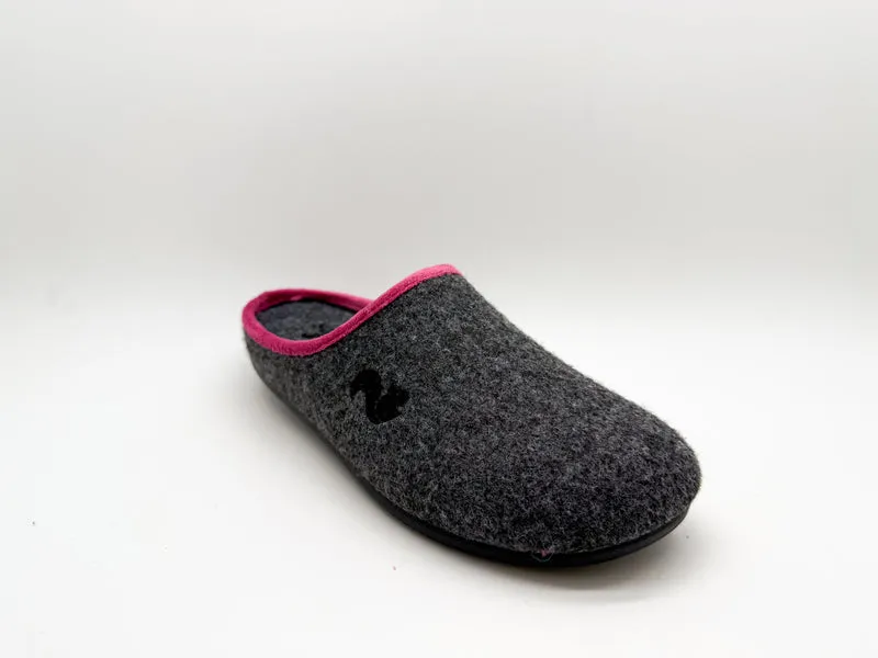 thies 1856 ® PET Piping Slipper vegan dark grey