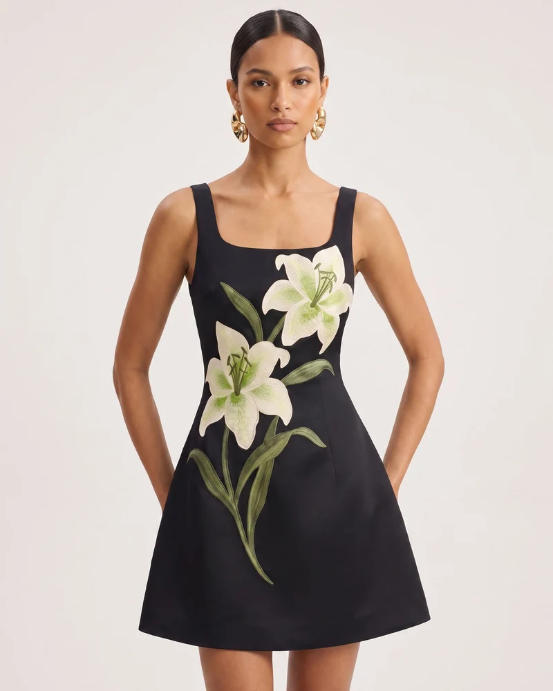 Lily Ärmelloses A-Linien-Minikleid mit Blumenmuster - Schwarz