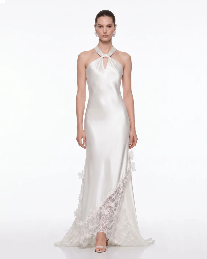 Satin-Maxikleid mit Spitzeneinsatz und Neckholder - Weiß