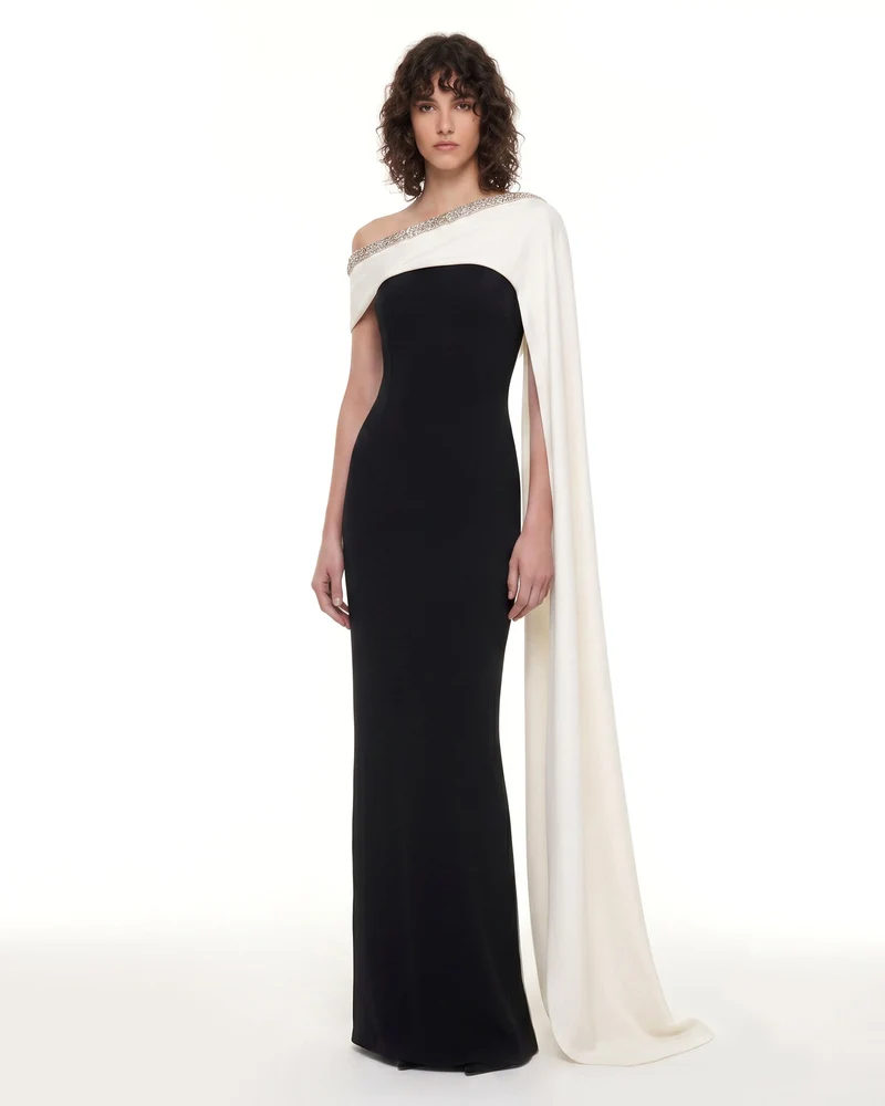 Kristallbesetztes Maxikleid mit Cape - Schwarz & Elfenbein