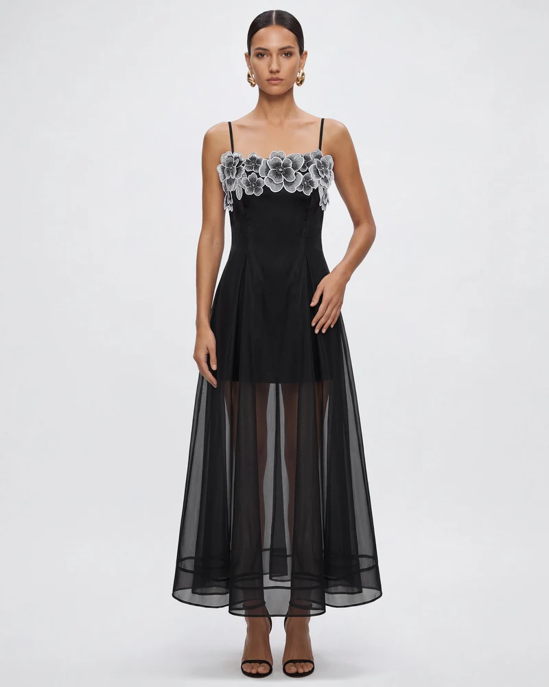 Transparentes, mehrlagiges Maxikleid mit Blumenstickerei - Schwarz