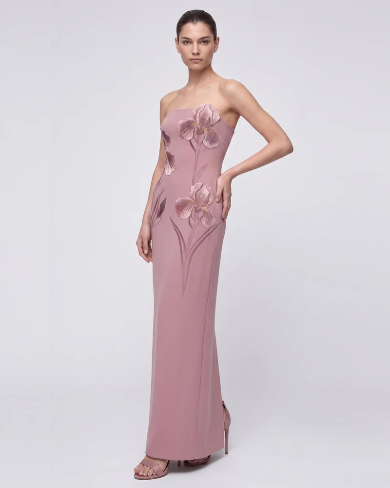 Iris Besticktes trägerloses Maxikleid - Altrosa