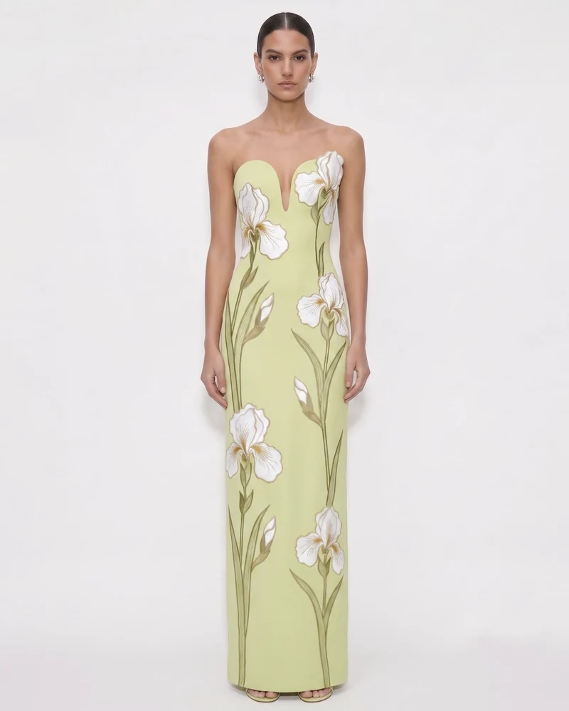 Iris Besticktes trägerloses Maxikleid mit Kerbausschnitt - Hellgrün