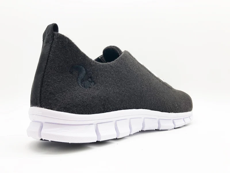 thies ® PET Sneaker black | vegan aus recycelten Flaschen