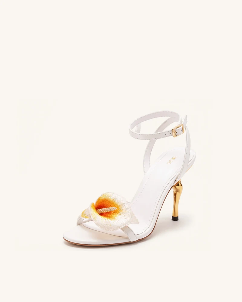 Alivia Calla Lily Sandalen mit goldenem Metallabsatz - Weiß