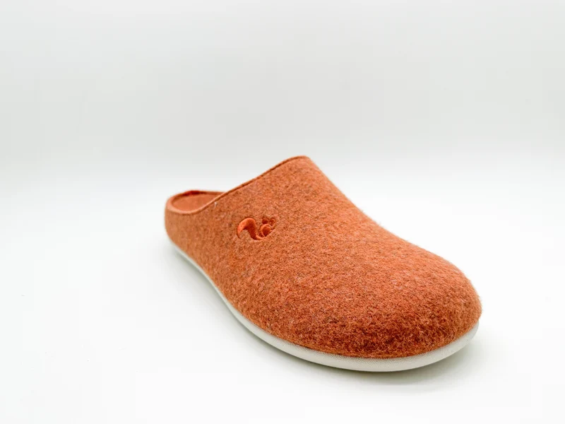 thies 1856 ® Recycled PET Slipper vegan rust