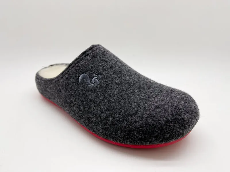 thies 1856 ® Recycled Wool Slippers dark grey red