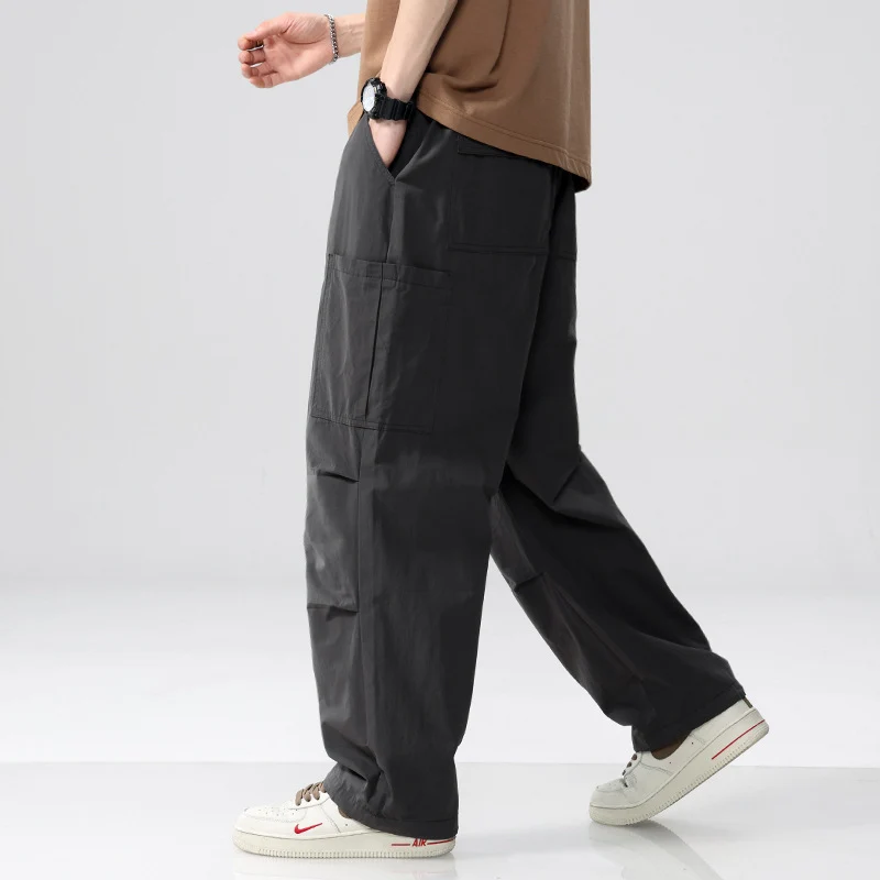 Herren Weite Cargohose im Utility‑Stil mit Kordelzug und aufgesetzten Beintaschen Nord Taschen