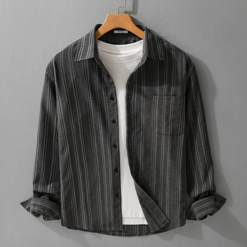 Herren Relaxed-Stripe Hemdjacke aus feinem Baumwoll-Twill mit aufgesetzter Brusttasche Nord Taschen