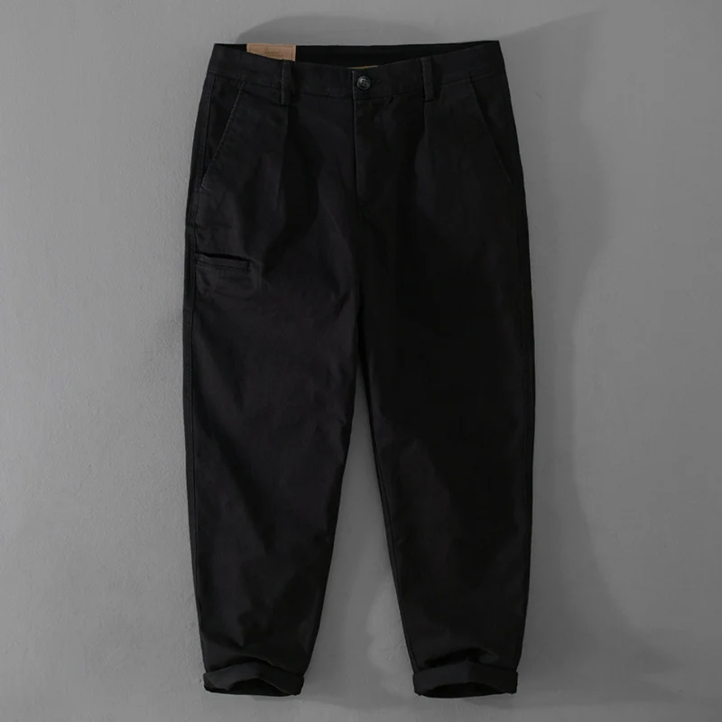 Herren Konische Baumwoll-Chino mit Cargo-Tasche und gekrempeltem Saum Nord Taschen