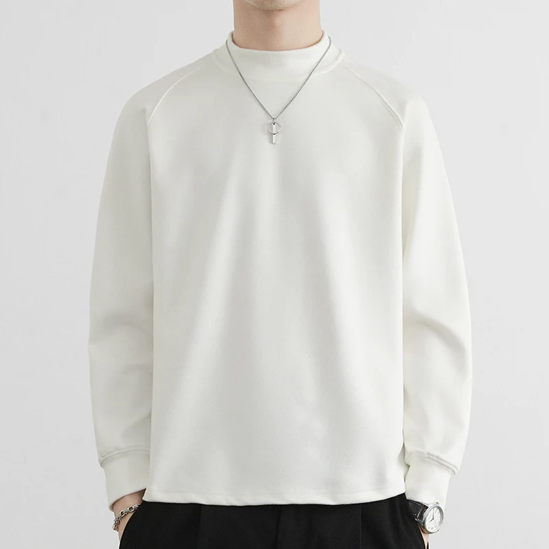 Herren Minimalistisches Mockneck-Sweatshirt aus Tech‑Fleece mit Raglanärmeln Nord Taschen