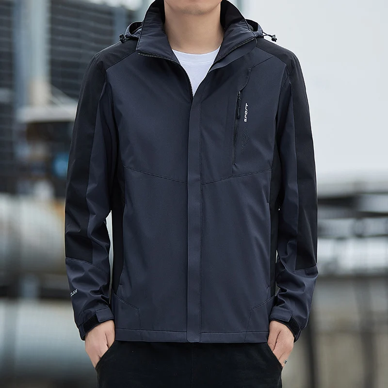 Herren Leichte wind- und wasserabweisende Kapuzenjacke im sportlichen Utility‑Style Nord Taschen