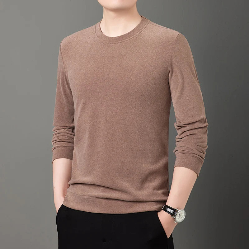 Herren Feiner Rundhals-Pullover aus leichtem Stretch-Strick mit schmaler Silhouette Nord Taschen