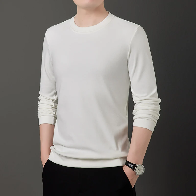 Herren Feiner Rundhals-Pullover aus leichtem Stretch-Strick mit schmaler Silhouette Nord Taschen