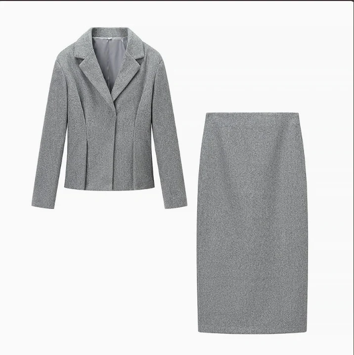 Damen Zweiteiliges Business-Kostüm mit tailliertem Blazer und Bleistiftrock Nord Taschen