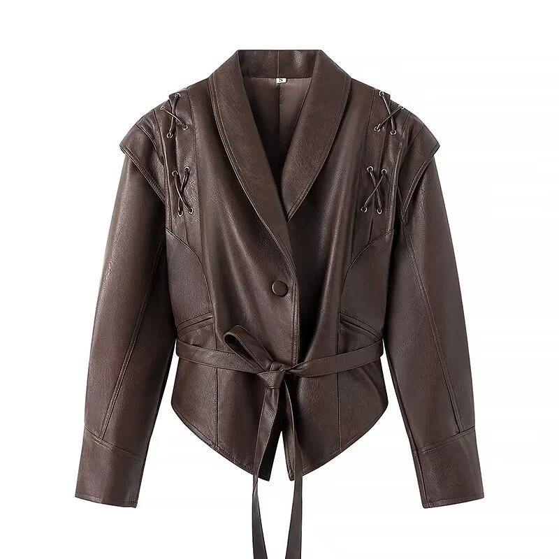 Damen Taillierter Wickel-Lederblazer mit betonten Schulterpuffern und Bindegürtel Nord Taschen