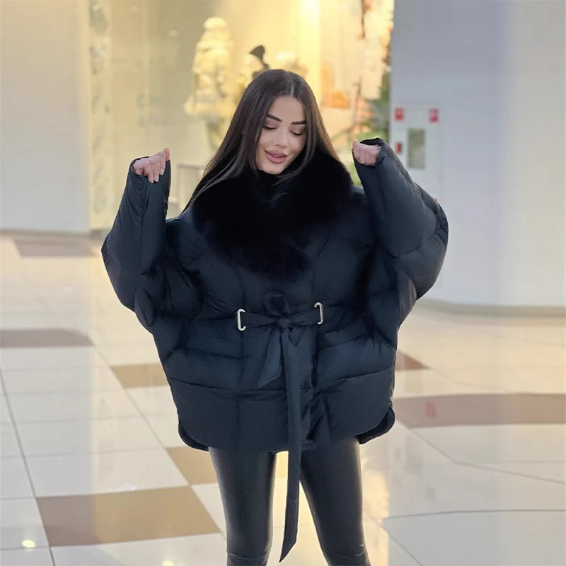 Damen Oversize Steppjacke mit Taillengürtel und Kunstfellkragen Nord Taschen