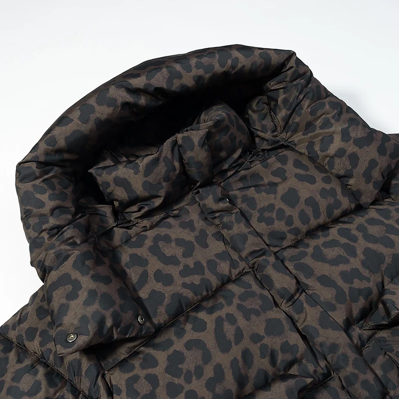 Damen Oversize Stepp-Pufferjacke mit hoher Kapuze und aufgesetzten Pattentaschen Nord Taschen