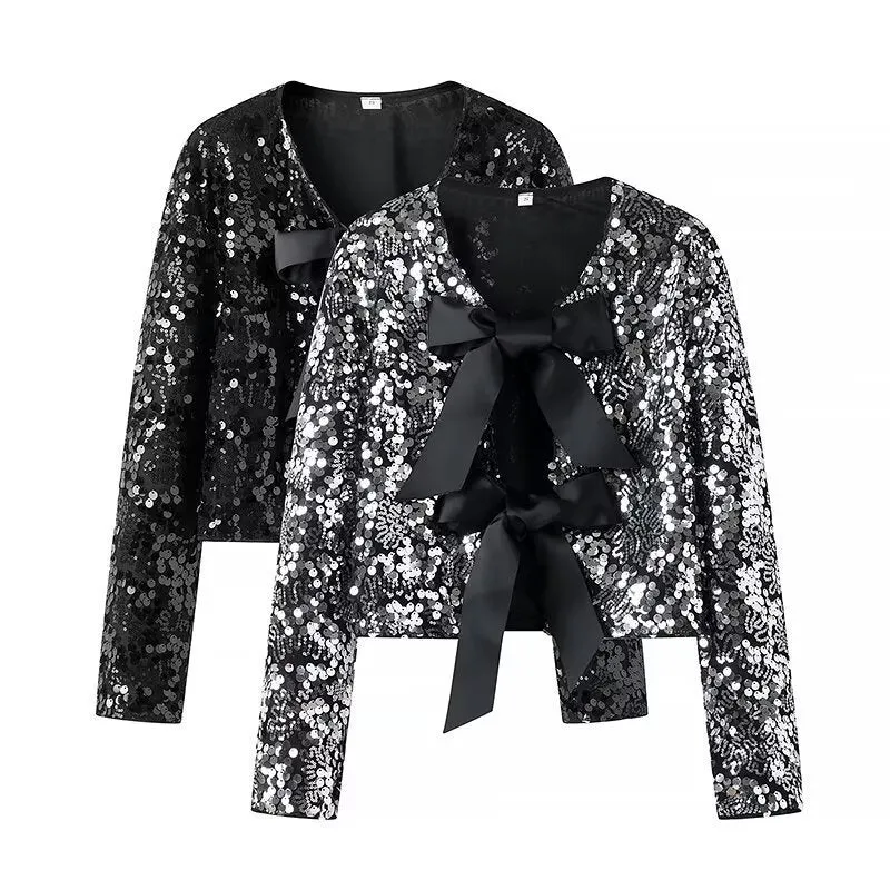 Damen Kurzjacke mit Paillettenbesatz und Zierschleifen-Front Nord Taschen